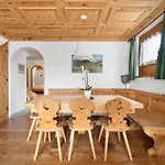 St Moritz Affittacamere *